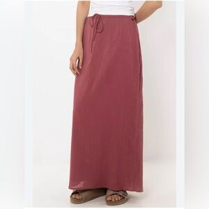 Elegant Women's Skirt in Rust
